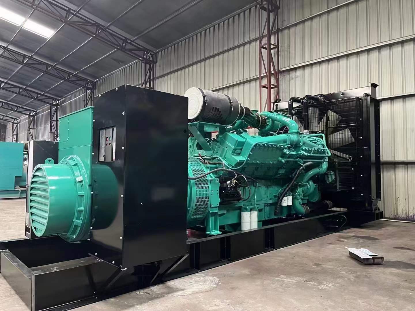 贵池如何降低 800kW 柴油发电机输出电流的波动？