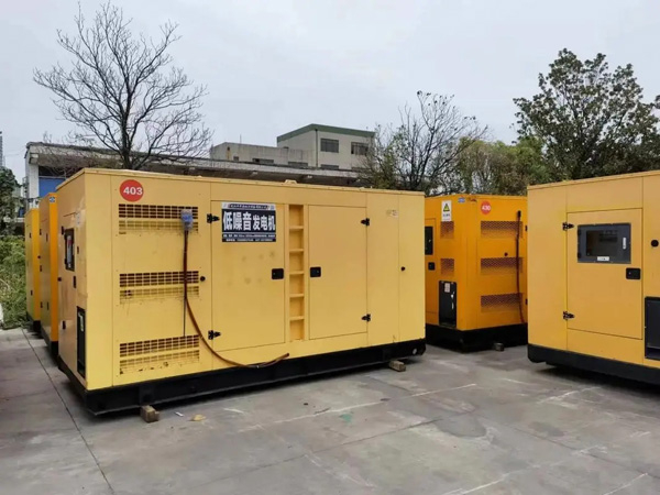 贵池如何检查柴油发电机的空气滤清器是否需要更换？