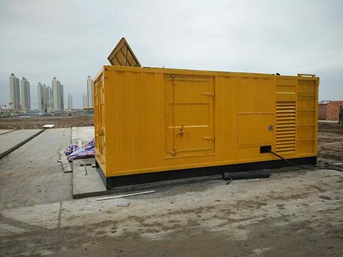 贵池合同中关于乙方责任导致工期延误的赔偿标准应该如何制定？